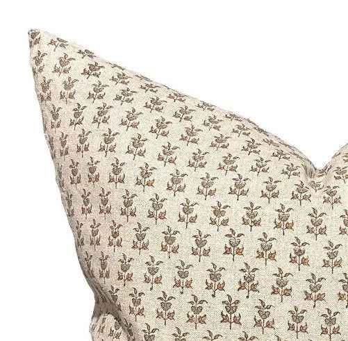 Designer "Albany" Suvarna Natural olive ochre Pillow Cover
