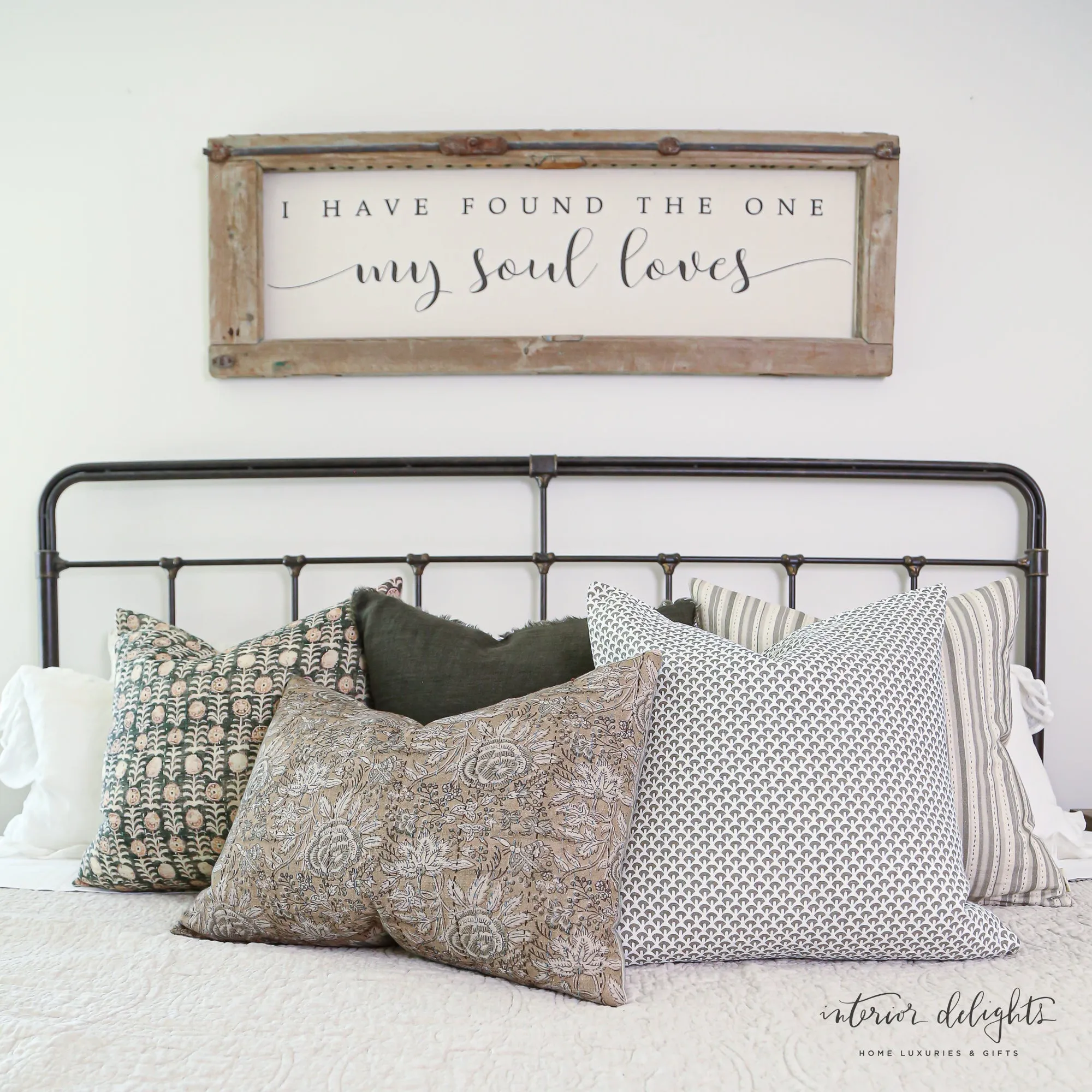 Ella Linen Pillow- Walnut- 20x20