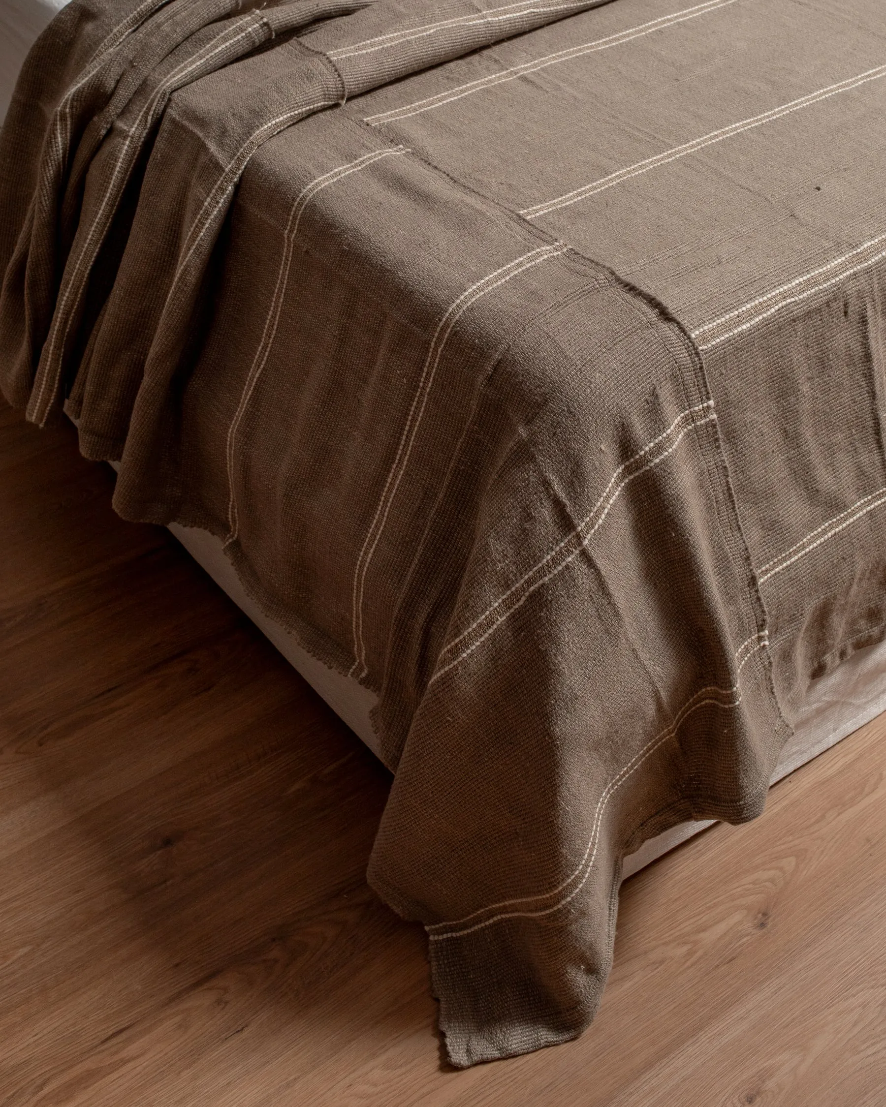 Eren Coverlet