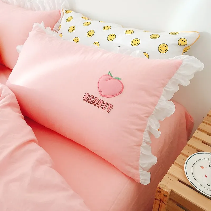 Kawaii Peach Strawberry Bedding Set