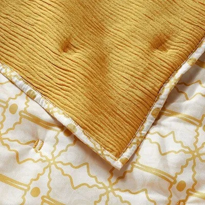New - Opalhouse Jungalow Quilt Gauze Butterfly Lightweight OEKO-TEX, Gold, Full/Queen
