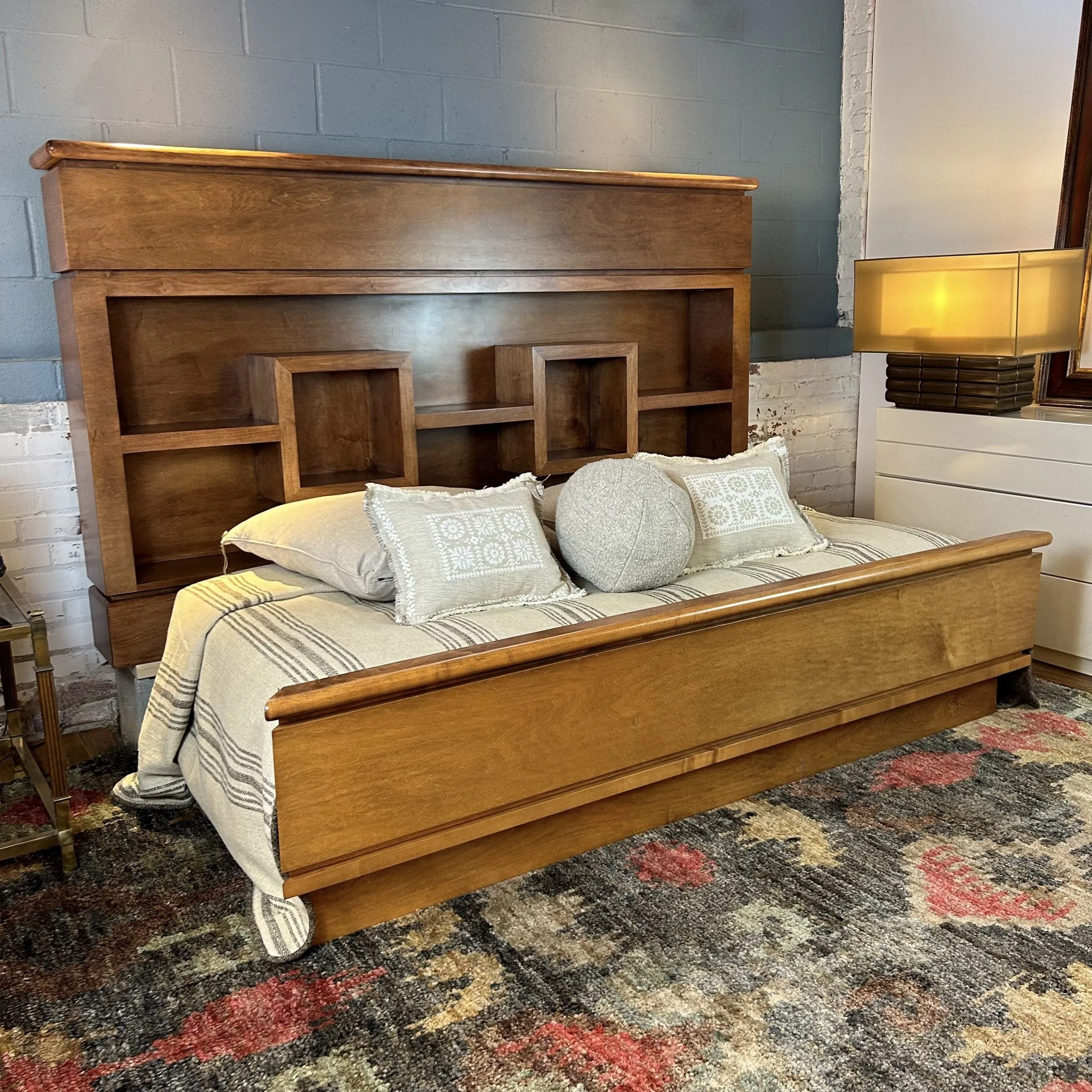 Zonker's King Wood Bed Frame, Contemporary Design, Two Sided