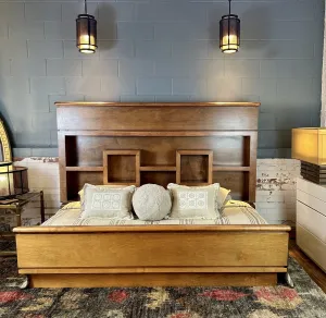 Zonker's King Wood Bed Frame, Contemporary Design, Two Sided
